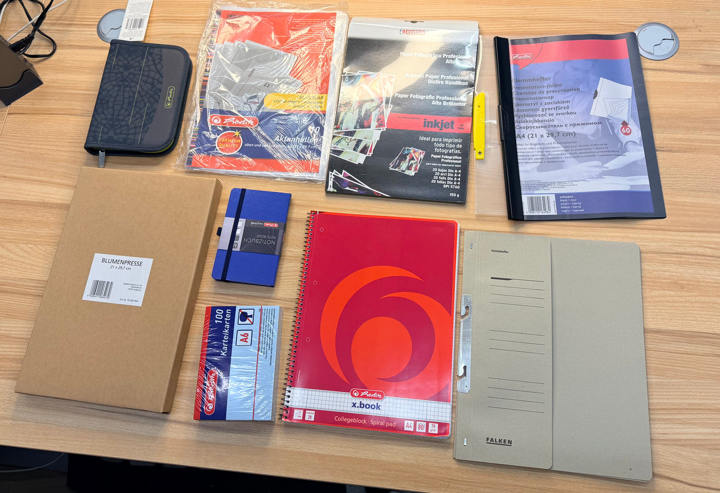 Marken-Schul- & Büroset – hochwertige Markenartikel (Beispielbild)